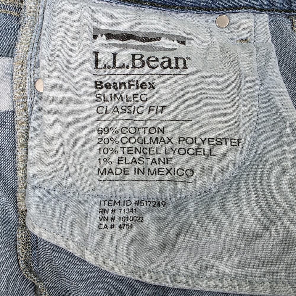 LL Bean Jeans Womens 14P Blue BeanFlex Stretch Mid Rise Classic Fit Denim Casual - Picture 2 of 16